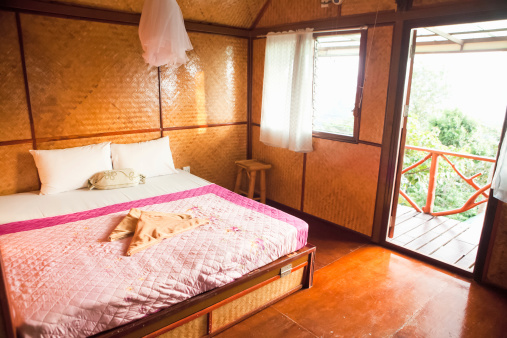 Ilustrasi gambar hotel low budget di Labuan Bajo diambil dari istockphoto.