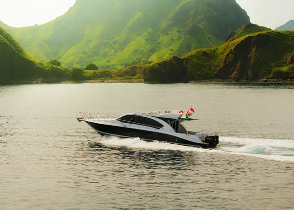 Speedboat open trip 1 hari Labuan Bajo